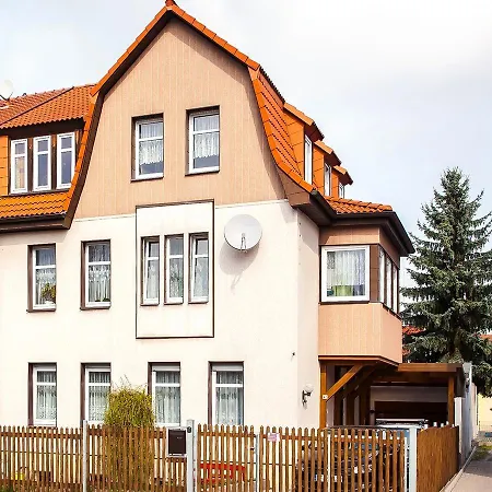 Helianthus Apartment *